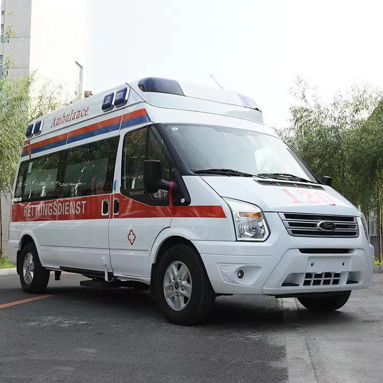 和田市行动不便者长途救护车租赁:安全转运的核心注意事项